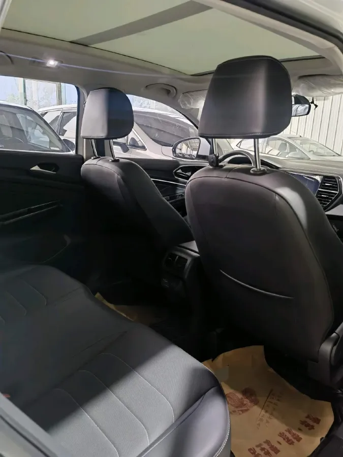 2021 Jetta VS7 1.4T 150HP L4 6AT,autocango,china used car exporter,china ev exporter,chinese used car exporter,chinese used ev exporter