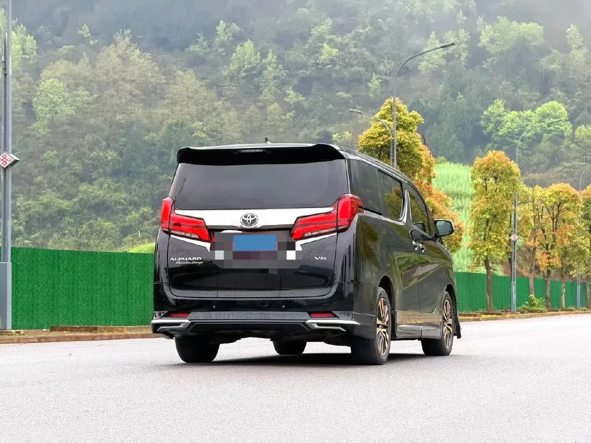 2018 Toyota Alphard 3.5L 301HP V6 8AT,autocango,china used car exporter,china ev exporter,chinese used car exporter,chinese used ev exporter