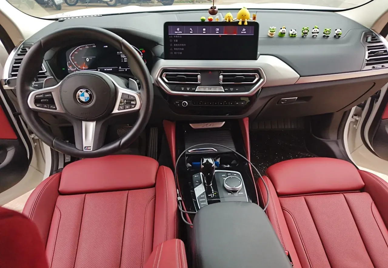 2022 BMW X4 2.0T 245HP L4 8AT,autocango,china used car exporter,china ev exporter,chinese used car exporter,chinese used ev exporter