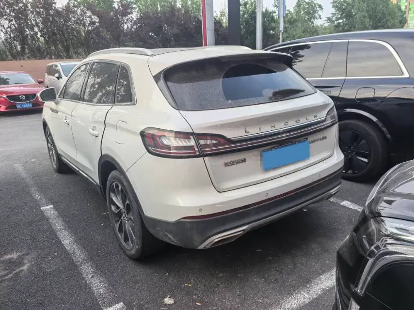 2021 Lincoln Nautilus 2.0T 245HP L4 8AT,autocango,china used car exporter,china ev exporter,chinese used car exporter,chinese used ev exporter