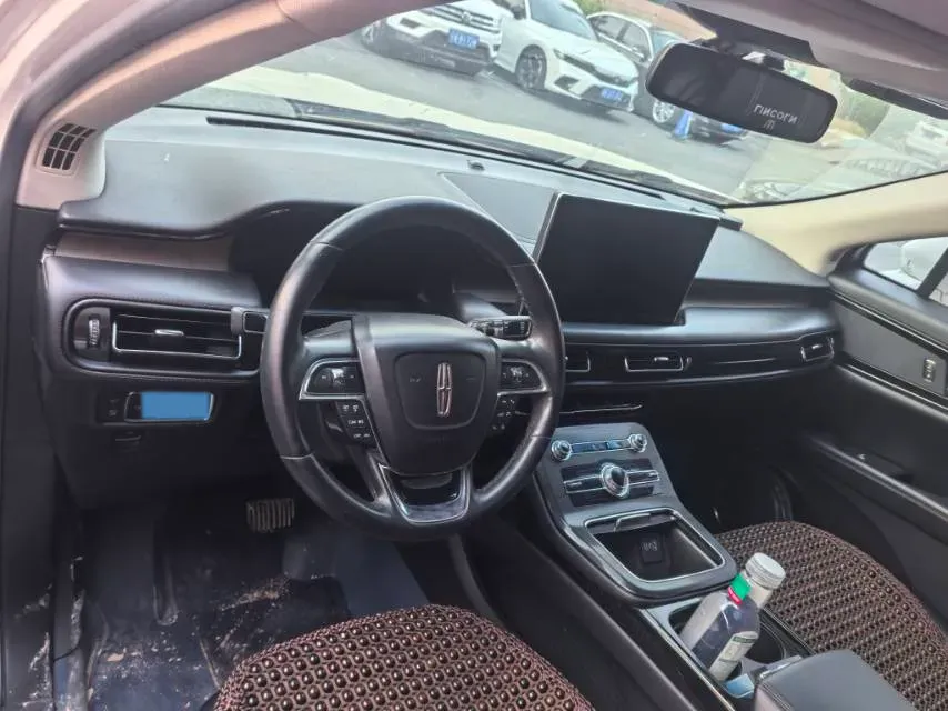 2021 Lincoln Nautilus 2.0T 245HP L4 8AT,autocango,china used car exporter,china ev exporter,chinese used car exporter,chinese used ev exporter