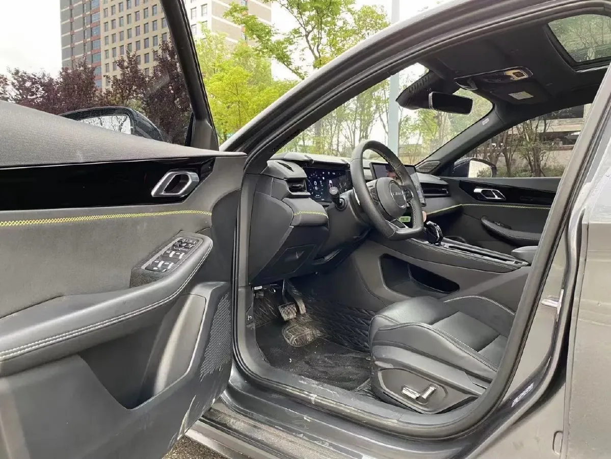 2023 MAXUS G50 1.5T 181HP L4 7DCT,autocango,china used car exporter,china ev exporter,chinese used car exporter,chinese used ev exporter