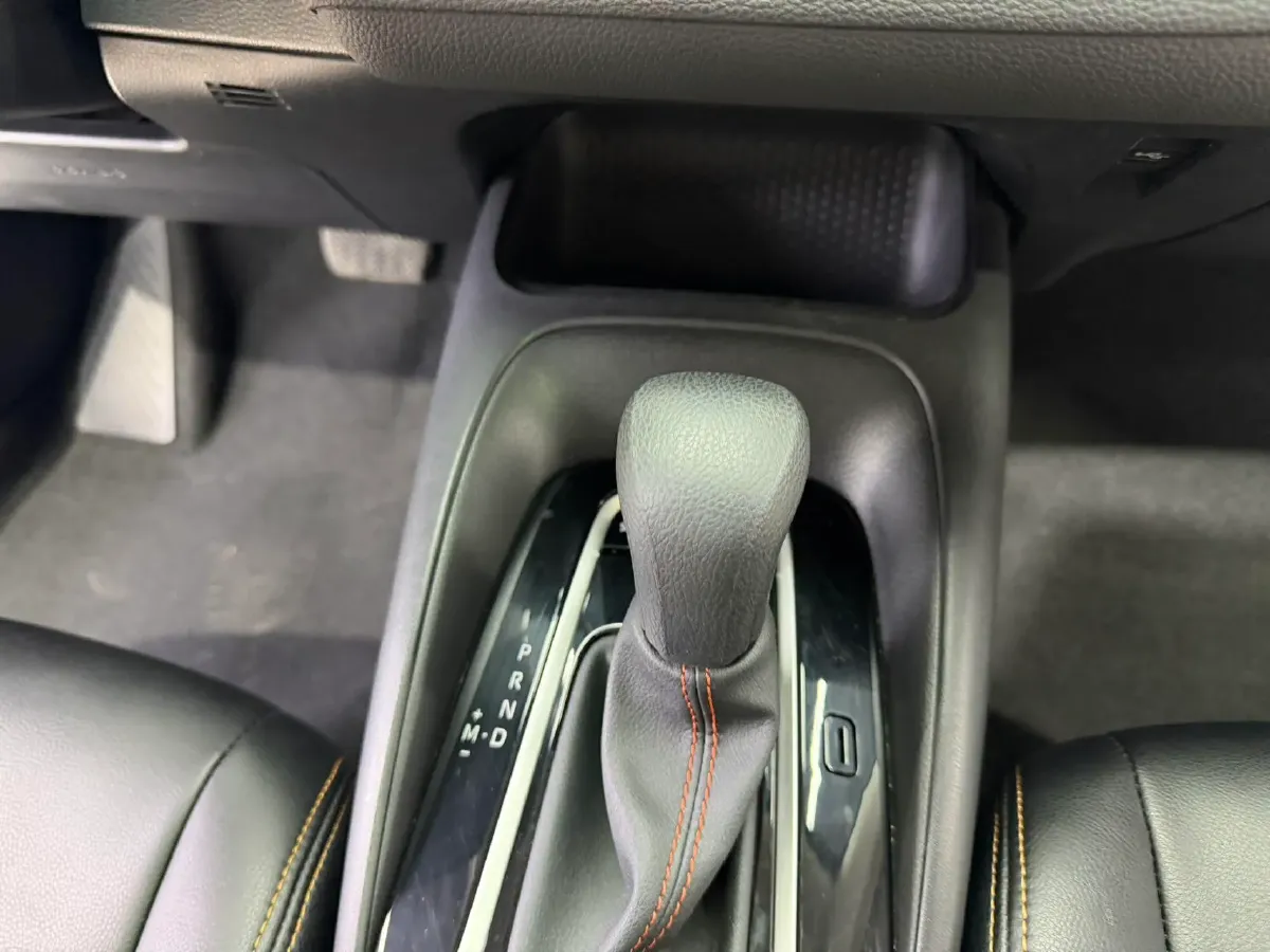 2021 Toyota Corolla 1.2T 116HP L4 CVT,autocango,china used car exporter,china ev exporter,chinese used car exporter,chinese used ev exporter