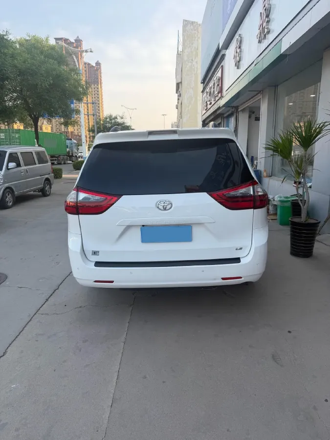 2019 Toyota Land Cruiser Prado 3.5L 280HP V6 6AT,autocango,china used car exporter,china ev exporter,chinese used car exporter,chinese used ev exporter