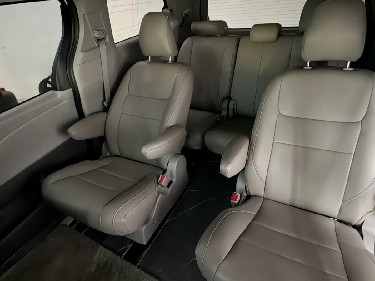 2019 Toyota Land Cruiser Prado 3.5L 280HP V6 6AT,autocango,china used car exporter,china ev exporter,chinese used car exporter,chinese used ev exporter
