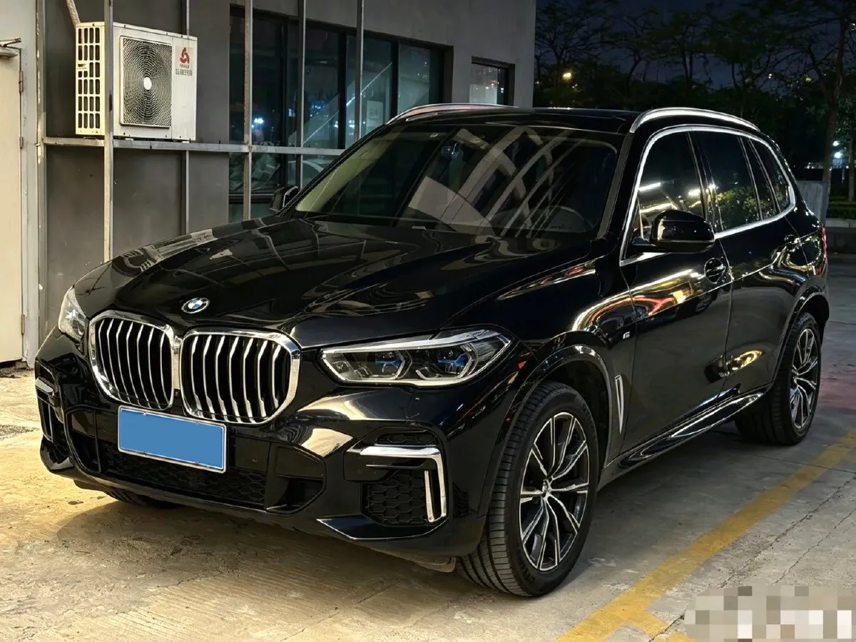 2022 BMW X5 2.0T 245HP L4 8AT,autocango,china used car exporter,china ev exporter,chinese used car exporter,chinese used ev exporter