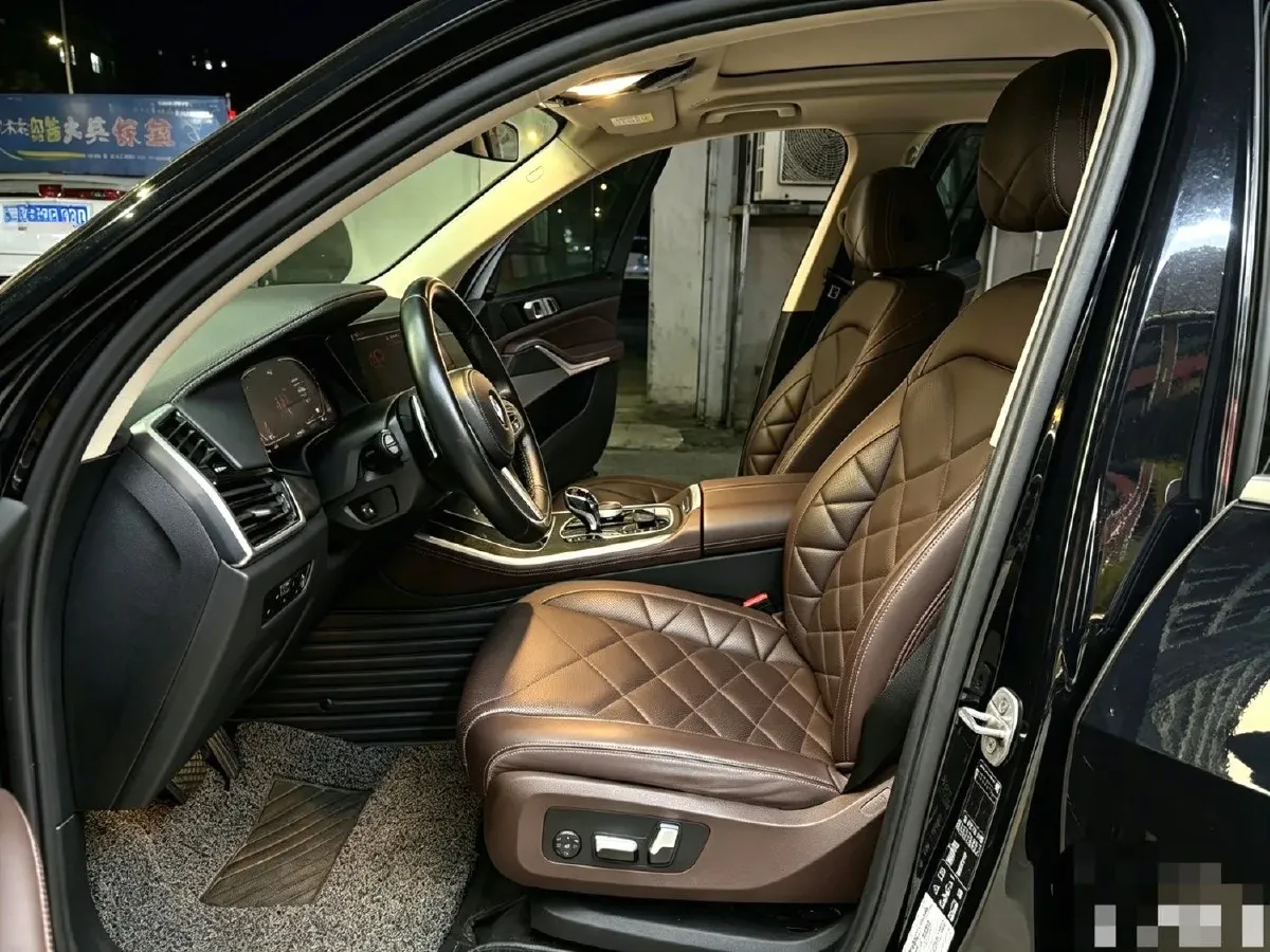 2022 BMW X5 2.0T 245HP L4 8AT,autocango,china used car exporter,china ev exporter,chinese used car exporter,chinese used ev exporter