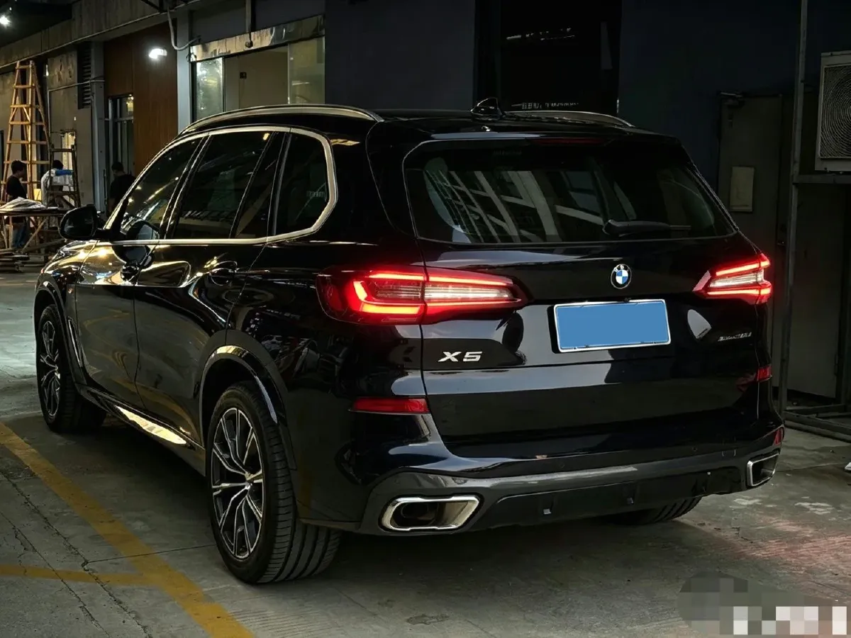 2022 BMW X5 2.0T 245HP L4 8AT,autocango,china used car exporter,china ev exporter,chinese used car exporter,chinese used ev exporter