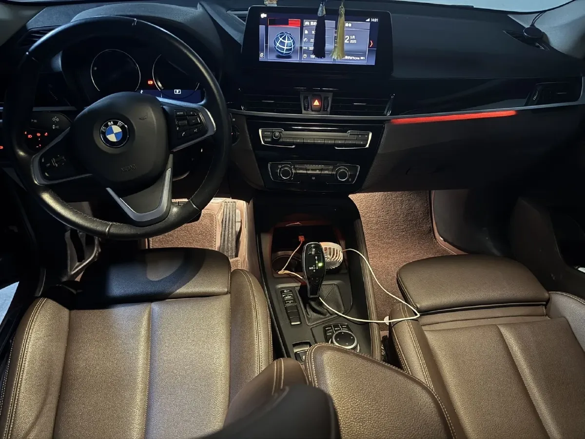 2021 BMW X1 1.5T 140HP L3 7DCT,autocango,china used car exporter,china ev exporter,chinese used car exporter,chinese used ev exporter
