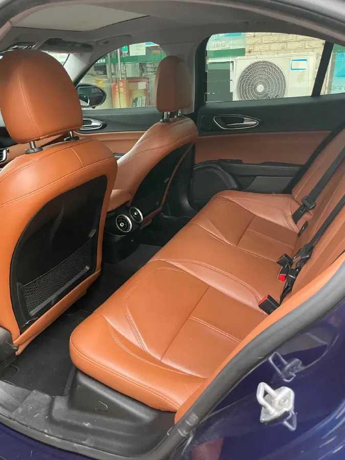 2017 Toyota Highlander 2.0T 220HP L4 6AT,autocango,china used car exporter,china ev exporter,chinese used car exporter,chinese used ev exporter