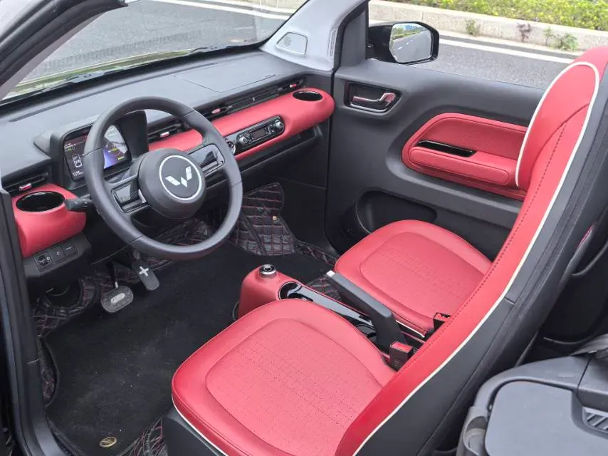 2022 WuLing HongGuang MINI EV BEV 26.5KWH,autocango,china used car exporter,china ev exporter,chinese used car exporter,chinese used ev exporter