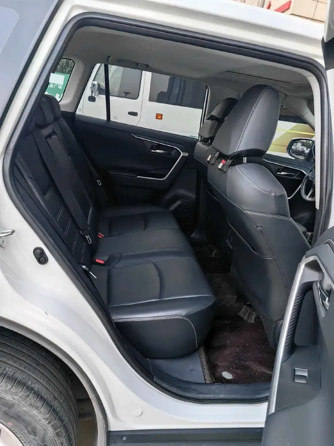 2023 Toyota RAV4 2.0L 171HP L4 CVT,autocango,china used car exporter,china ev exporter,chinese used car exporter,chinese used ev exporter
