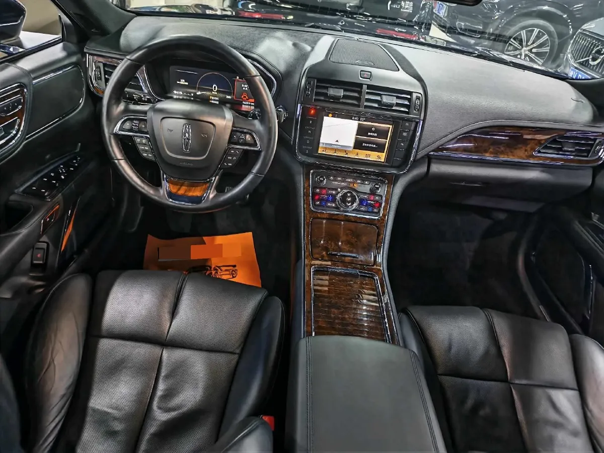 2017 Lincoln Continental 2.0T 261HP L4 6AT,autocango,china used car exporter,china ev exporter,chinese used car exporter,chinese used ev exporter