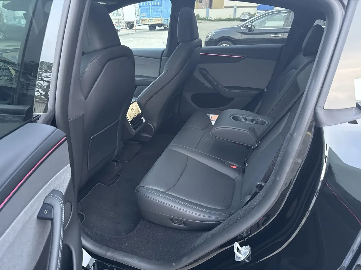 2026 Tesla Model Y BEV,autocango,china used car exporter,china ev exporter,chinese used car exporter,chinese used ev exporter