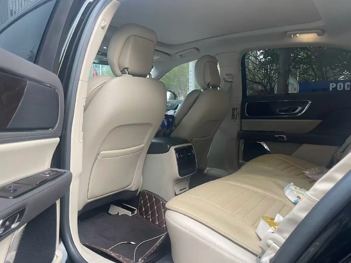 2017 Lincoln Continental 2.0T 261HP L4 6AT,autocango,china used car exporter,china ev exporter,chinese used car exporter,chinese used ev exporter