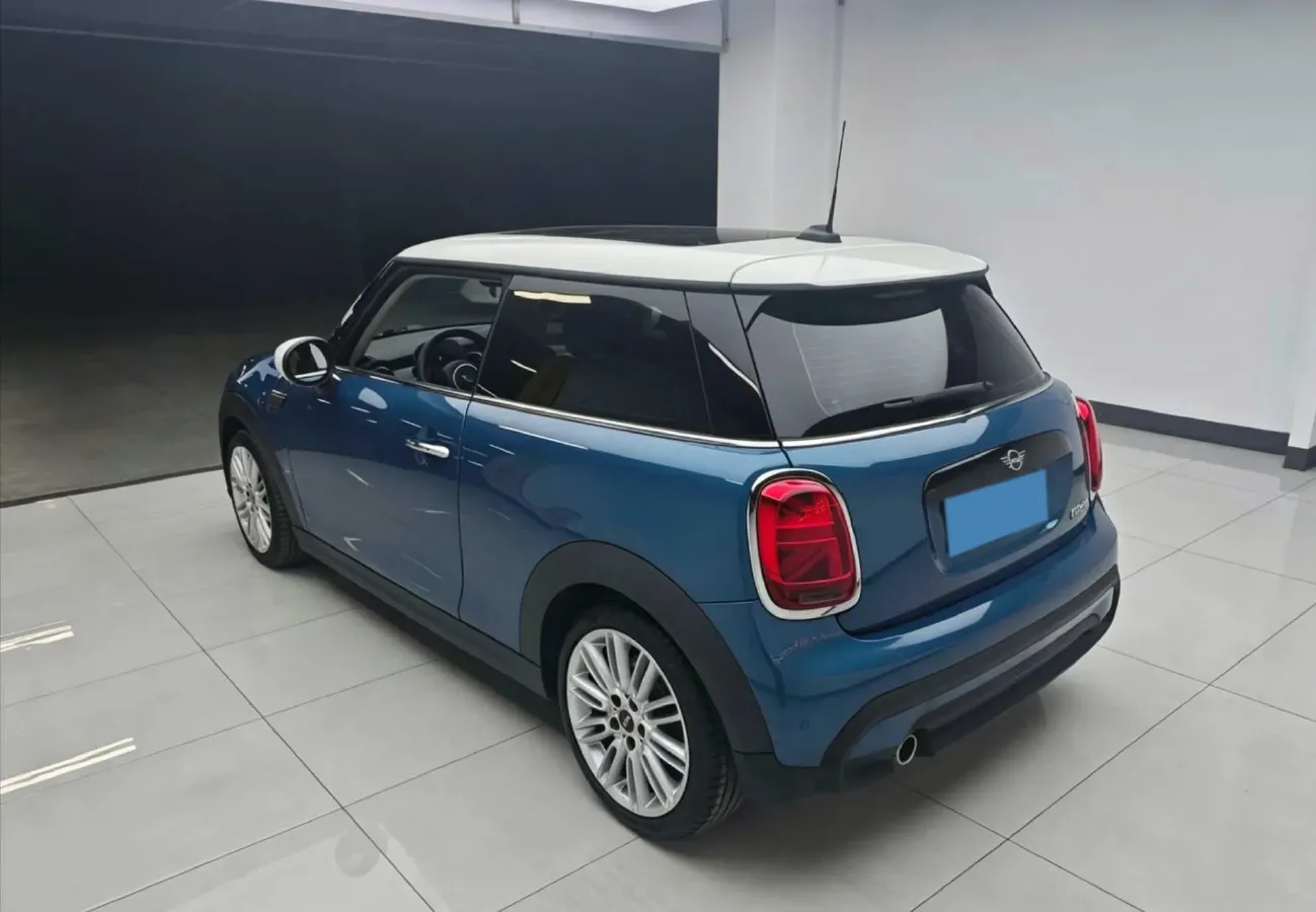 2022 MINI MINI 1.5T 136HP L3 7DCT,autocango,china used car exporter,china ev exporter,chinese used car exporter,chinese used ev exporter