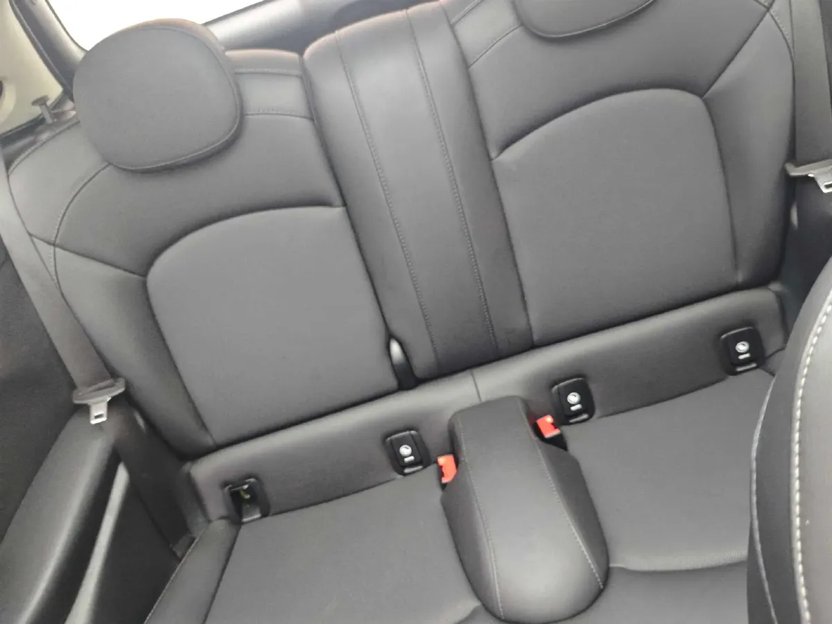 2022 MINI MINI 1.5T 136HP L3 7DCT,autocango,china used car exporter,china ev exporter,chinese used car exporter,chinese used ev exporter