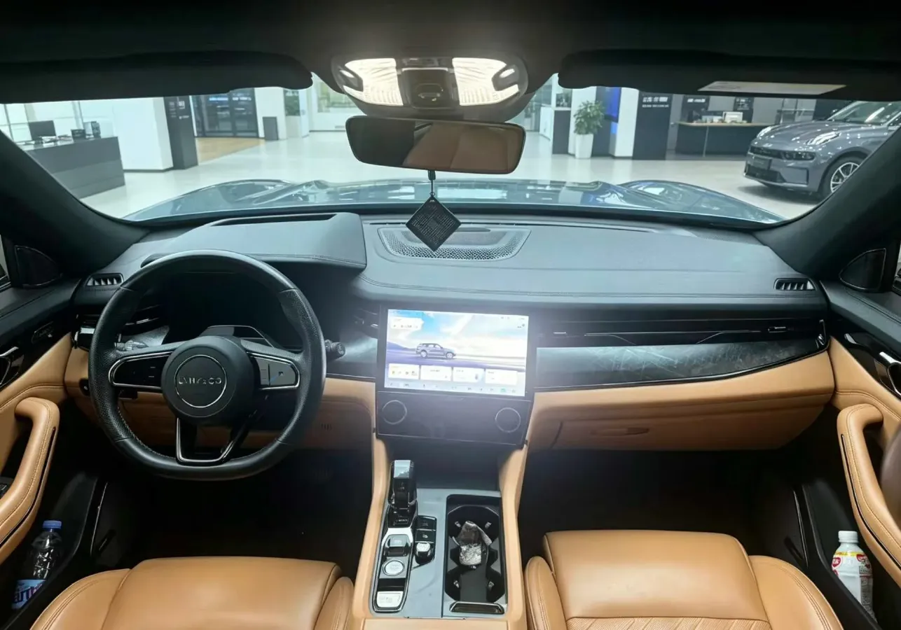 2021 Kia Carnival 2.0T 233HP L4 8AT,autocango,china used car exporter,china ev exporter,chinese used car exporter,chinese used ev exporter