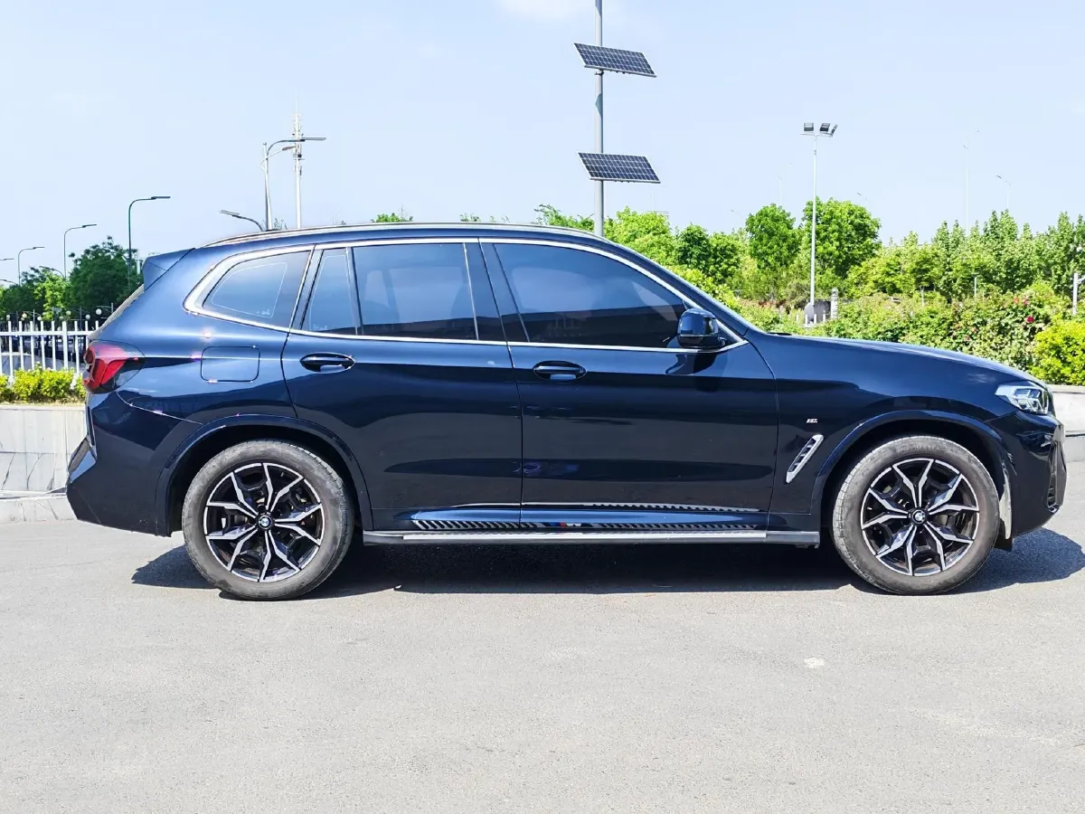 2023 BMW X3 2.0T 184HP L4 8AT,autocango,china used car exporter,china ev exporter,chinese used car exporter,chinese used ev exporter