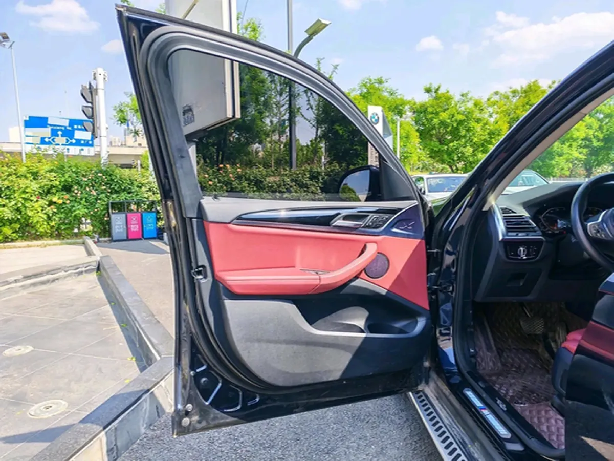 2023 BMW X3 2.0T 184HP L4 8AT,autocango,china used car exporter,china ev exporter,chinese used car exporter,chinese used ev exporter