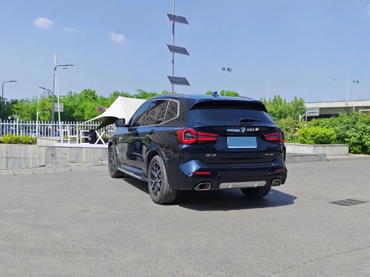 2023 BMW X3 2.0T 184HP L4 8AT,autocango,china used car exporter,china ev exporter,chinese used car exporter,chinese used ev exporter