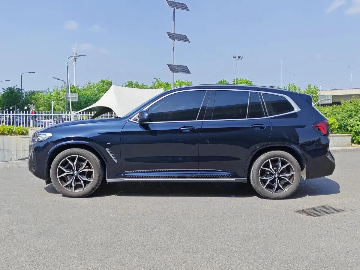 2023 BMW X3 2.0T 184HP L4 8AT,autocango,china used car exporter,china ev exporter,chinese used car exporter,chinese used ev exporter