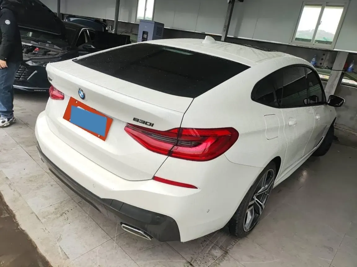 2021 BMW 6 Series GT 2.0T 258HP L4 8AT,autocango,china used car exporter,china ev exporter,chinese used car exporter,chinese used ev exporter