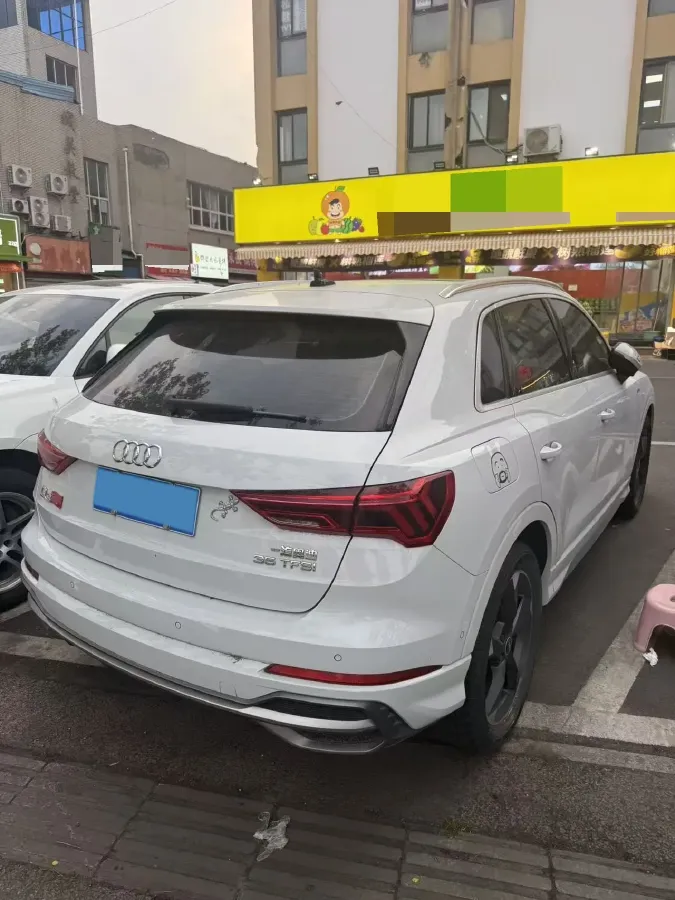 2022 Audi Q3 1.4T 150HP L4 7DCT,autocango,china used car exporter,china ev exporter,chinese used car exporter,chinese used ev exporter