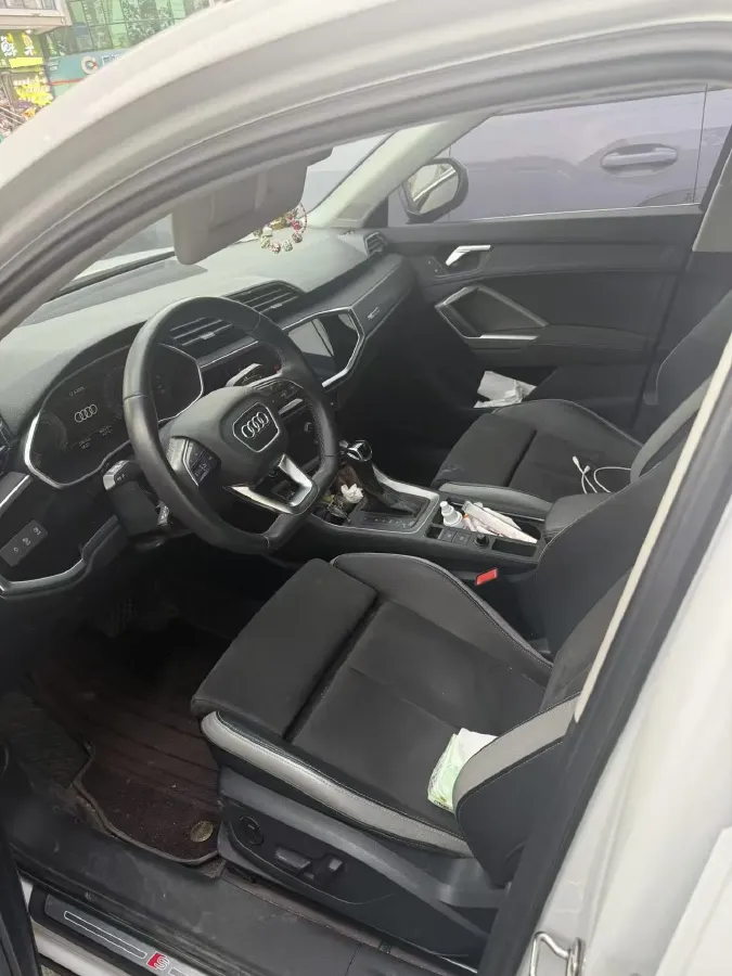 2022 Audi Q3 1.4T 150HP L4 7DCT,autocango,china used car exporter,china ev exporter,chinese used car exporter,chinese used ev exporter