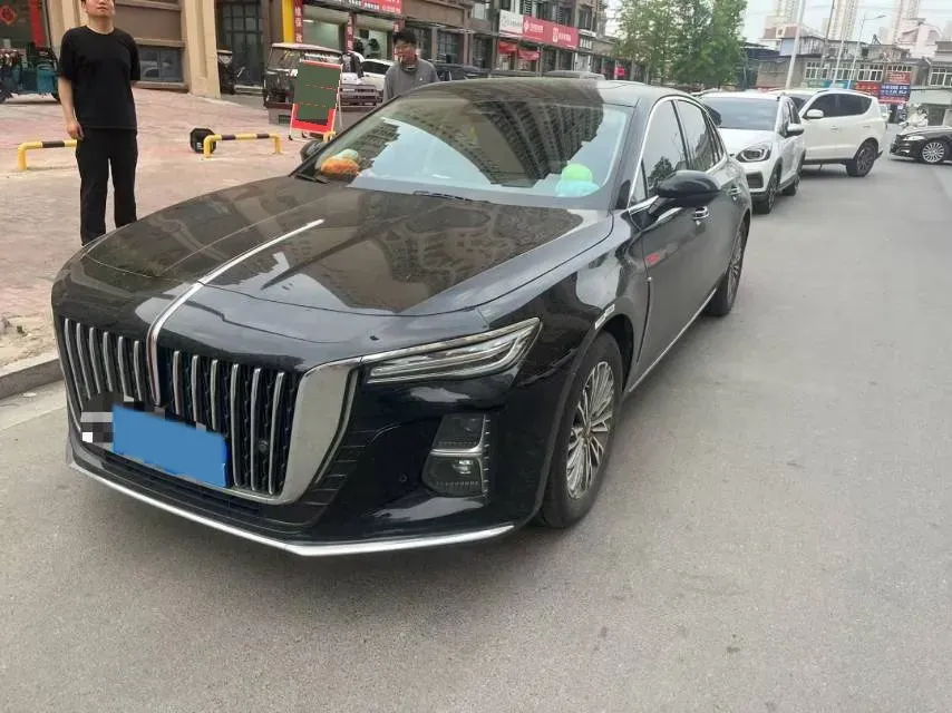 2023 HongQi H5 2.0T 224HP L4 8AT,autocango,china used car exporter,china ev exporter,chinese used car exporter,chinese used ev exporter