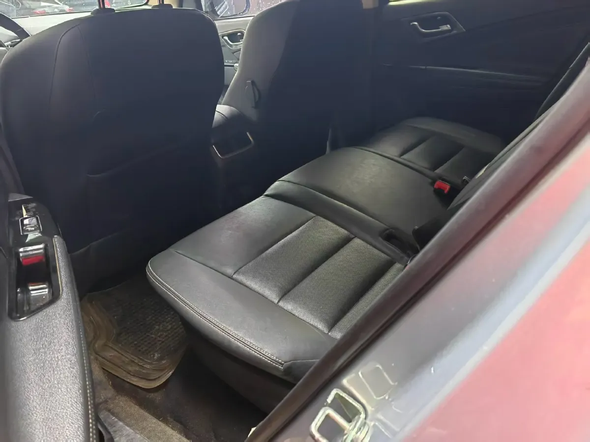 2023 Kia Sportage 2.0L 150HP L4 6AT Hybrid,autocango,china used car exporter,china ev exporter,chinese used car exporter,chinese used ev exporter