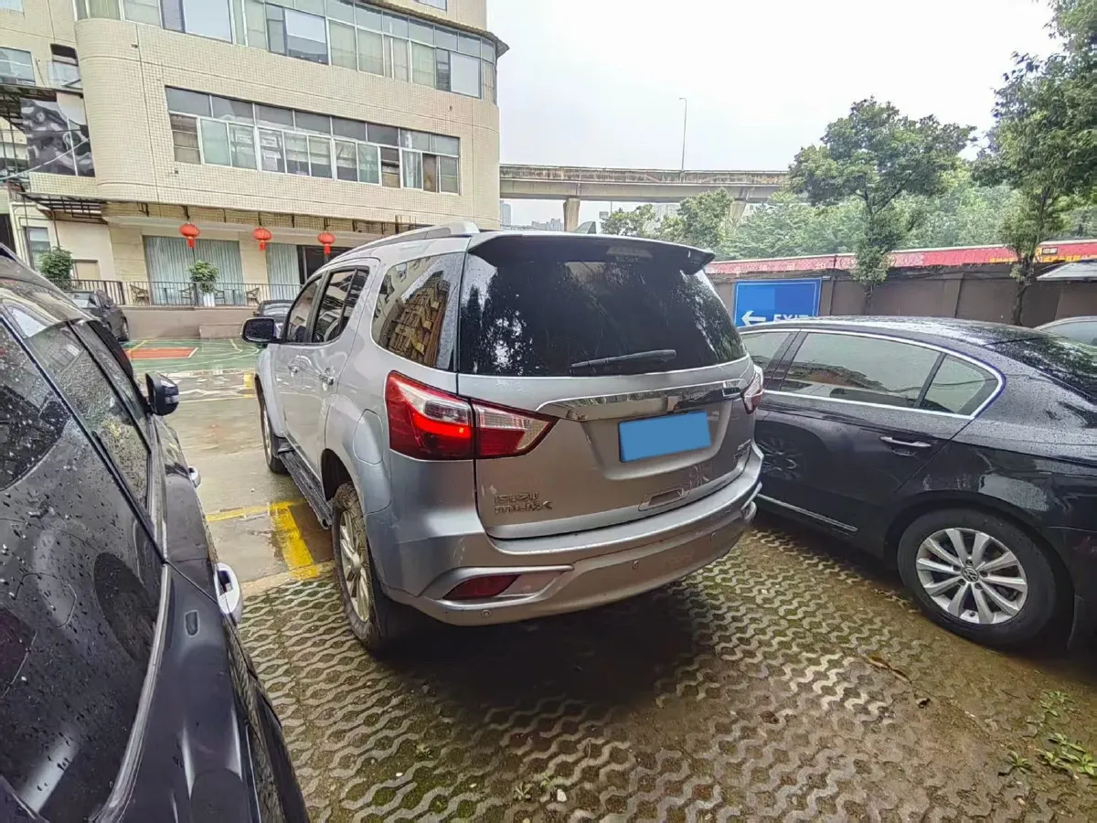 2023 Kia Sportage 2.0L 150HP L4 6AT Hybrid,autocango,china used car exporter,china ev exporter,chinese used car exporter,chinese used ev exporter