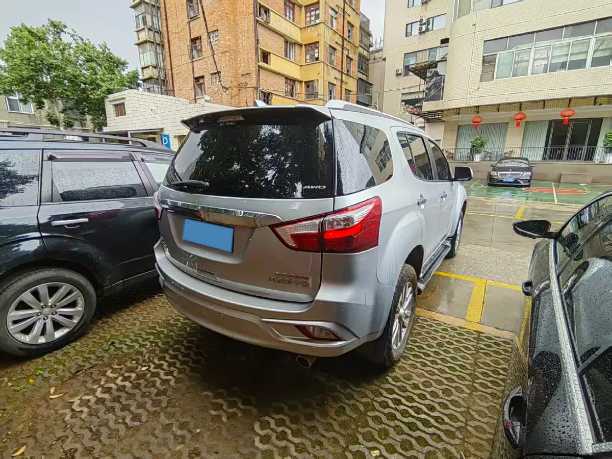 2023 Kia Sportage 2.0L 150HP L4 6AT Hybrid,autocango,china used car exporter,china ev exporter,chinese used car exporter,chinese used ev exporter