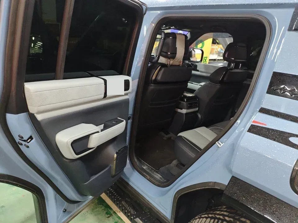 2023 FangChengBao Bao 5 1.5T 194HP L4 E-CVT PHEV 31.8KWH,autocango,china used car exporter,china ev exporter,chinese used car exporter,chinese used ev exporter