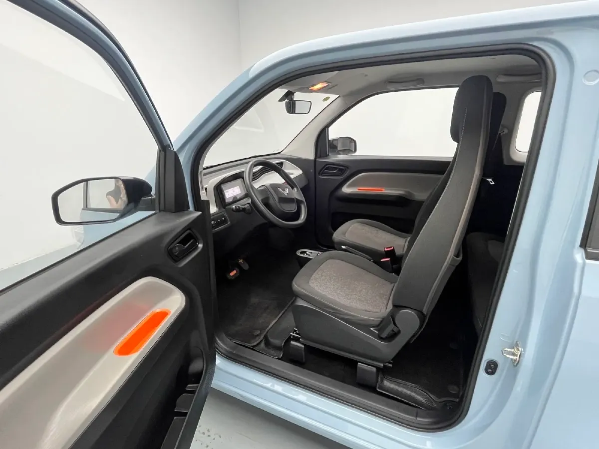 2022 LingBox uni BEV 11.52KWH,autocango,china used car exporter,china ev exporter,chinese used car exporter,chinese used ev exporter