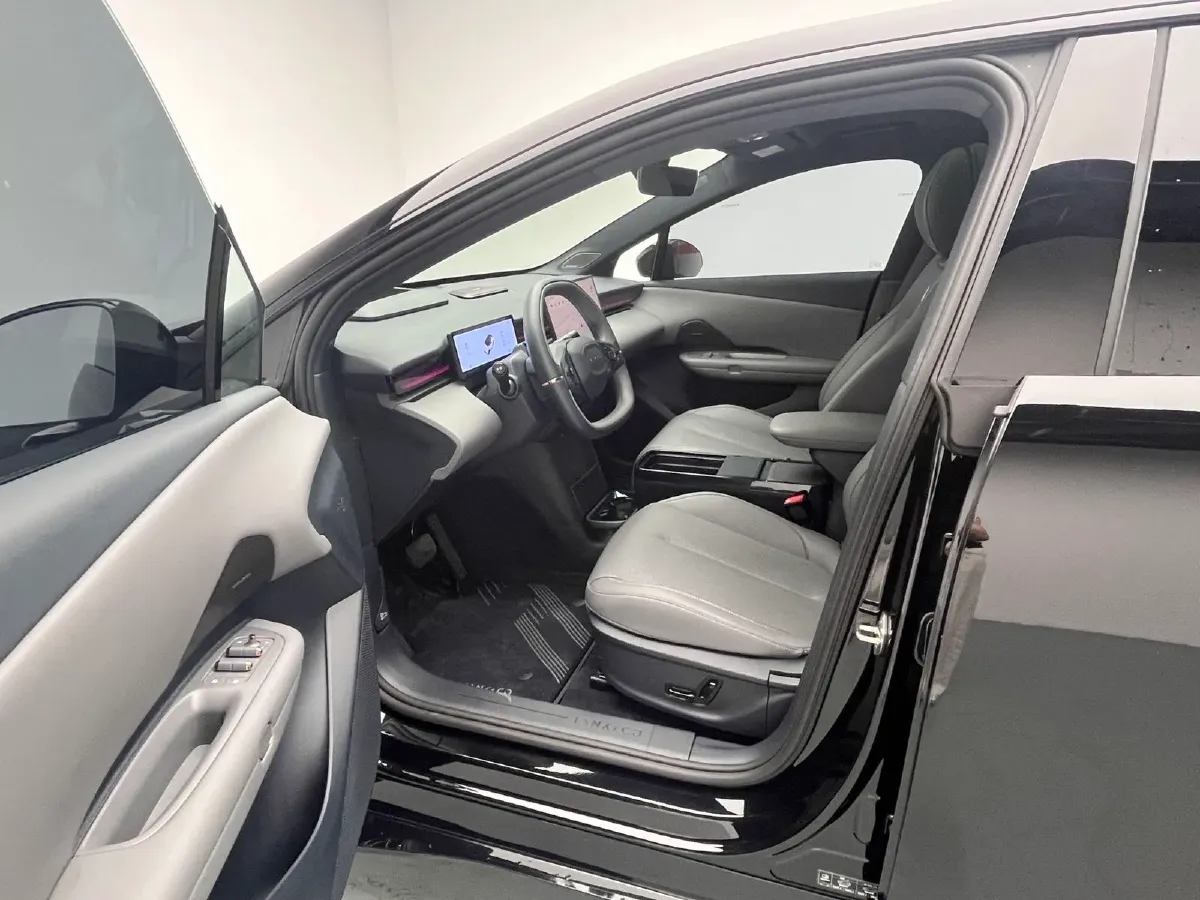 2025 ChangAn Hunter 2.0T 190HP L4 REEV,autocango,china used car exporter,china ev exporter,chinese used car exporter,chinese used ev exporter