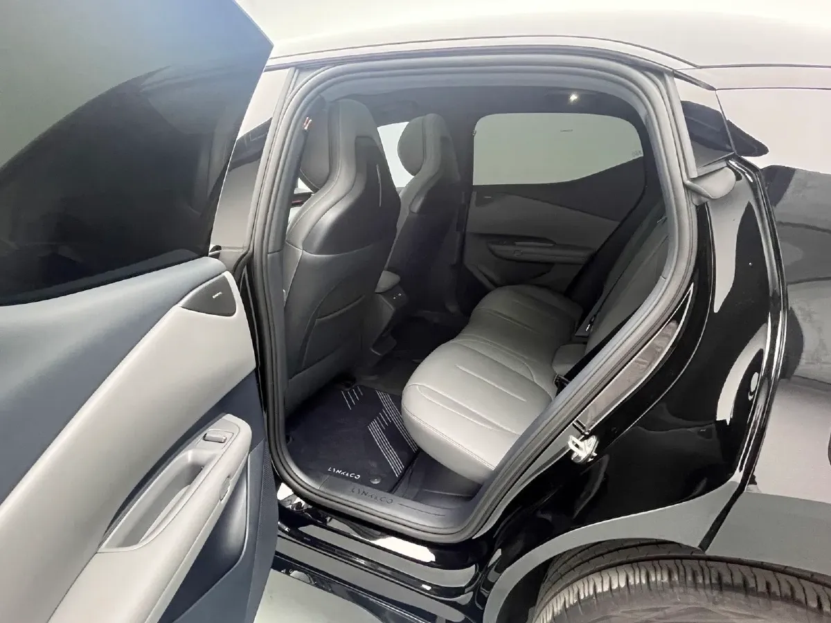 2025 ChangAn Hunter 2.0T 190HP L4 REEV,autocango,china used car exporter,china ev exporter,chinese used car exporter,chinese used ev exporter