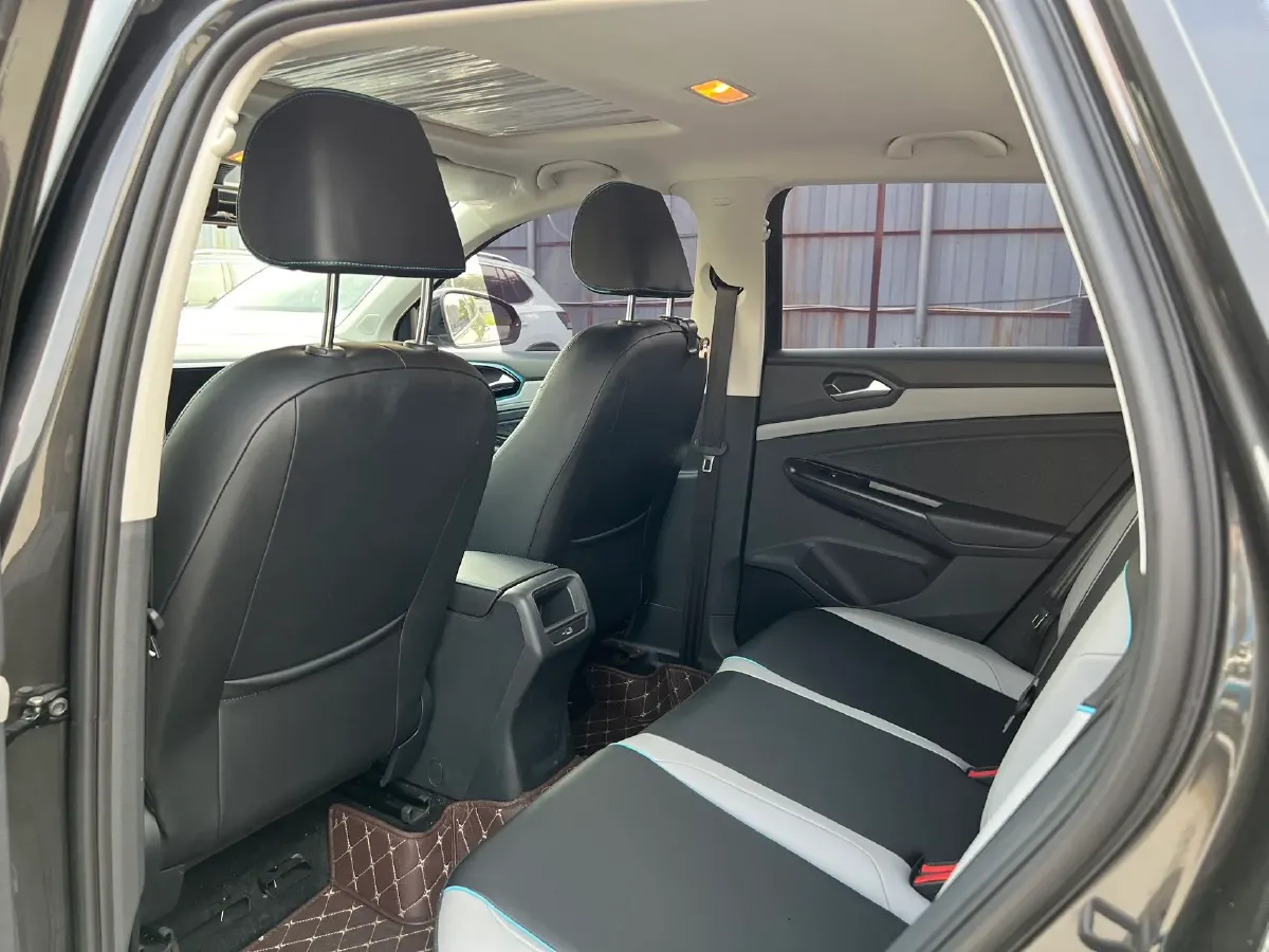 2023 Jetta VS7 1.4T 150HP L4 6AT,autocango,china used car exporter,china ev exporter,chinese used car exporter,chinese used ev exporter