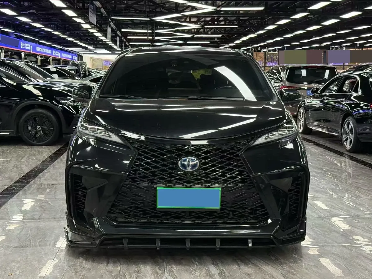 2024 Toyota Sienna 2.5L 189HP L4 E-CVT Hybrid,autocango,china used car exporter,china ev exporter,chinese used car exporter,chinese used ev exporter