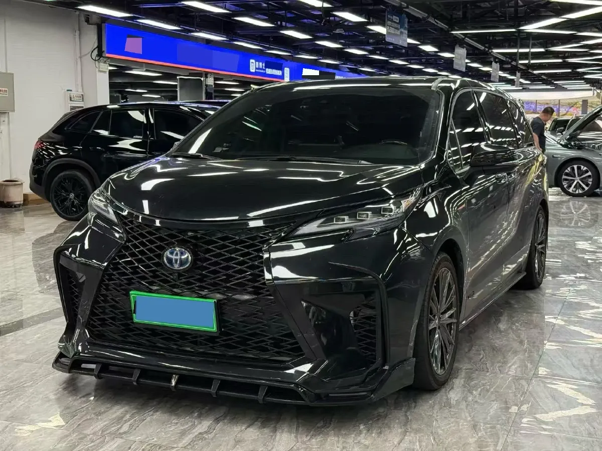 2024 Toyota Sienna 2.5L 189HP L4 E-CVT Hybrid,autocango,china used car exporter,china ev exporter,chinese used car exporter,chinese used ev exporter