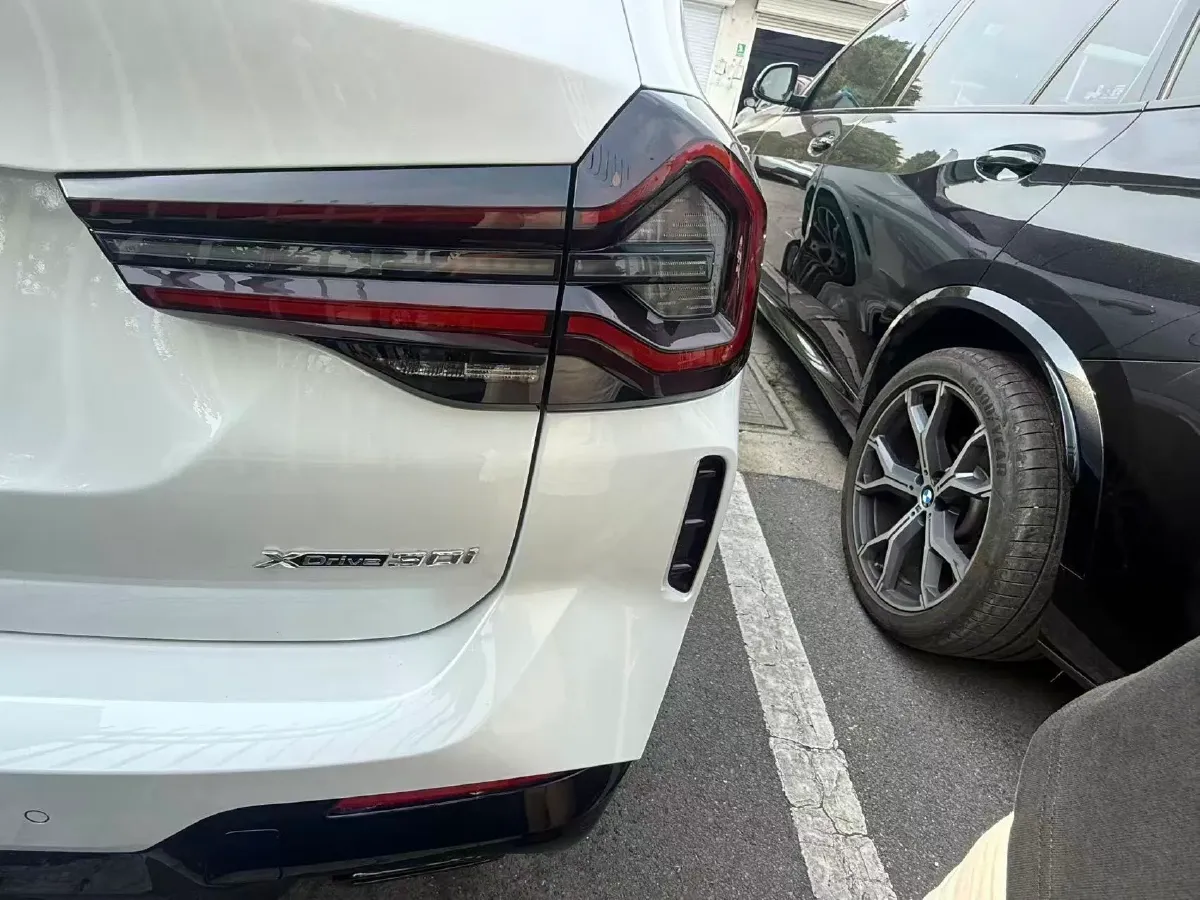 2022 BMW X3 2.0T 252HP L4 8AT,autocango,china used car exporter,china ev exporter,chinese used car exporter,chinese used ev exporter