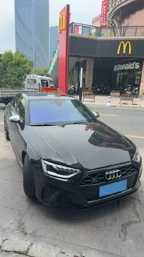 2022 Audi S4 3.0T 354HP V6 8AT,autocango,china used car exporter,china ev exporter,chinese used car exporter,chinese used ev exporter