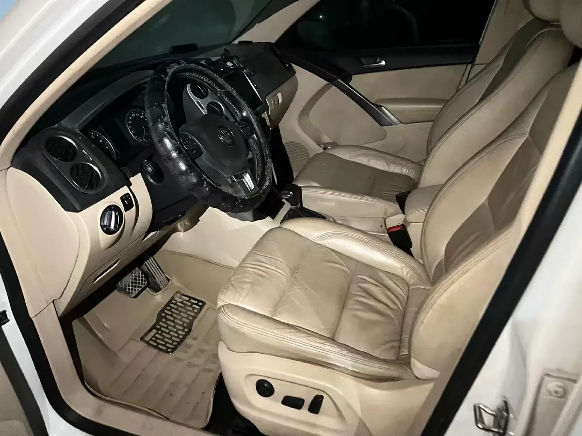 2010 Volkswagen Tiguan 1.8T 160HP L4 6AT,autocango,china used car exporter,china ev exporter,chinese used car exporter,chinese used ev exporter