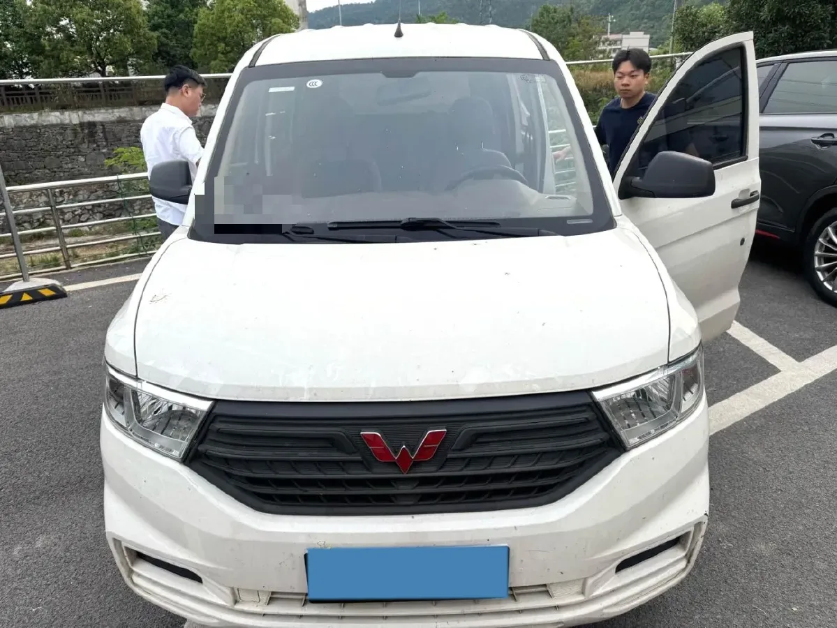 2022 JinBei Little Sea Lion X30 1.5L 102HP L4 5MT,autocango,china used car exporter,china ev exporter,chinese used car exporter,chinese used ev exporter