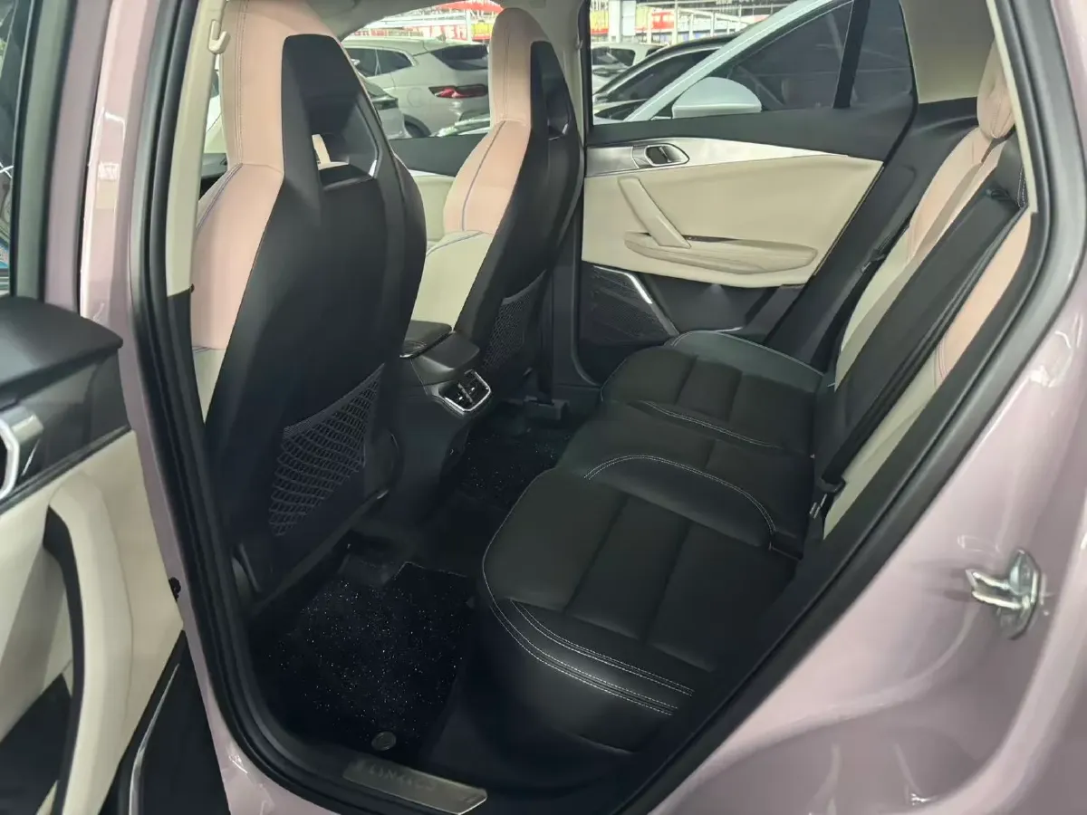 2023 LYNK&CO 03 1.5T 181HP L4 7DCT,autocango,china used car exporter,china ev exporter,chinese used car exporter,chinese used ev exporter