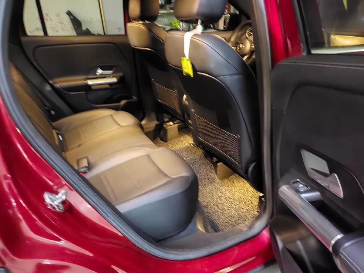 2020 Mercedes-Benz GLA Class 1.3T 163HP L4 7DCT,autocango,china used car exporter,china ev exporter,chinese used car exporter,chinese used ev exporter