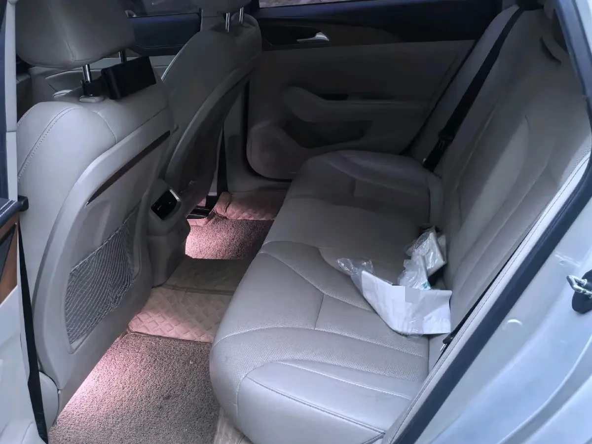 2019 HongQi H5 1.8T 180HP L4 6AT,autocango,china used car exporter,china ev exporter,chinese used car exporter,chinese used ev exporter