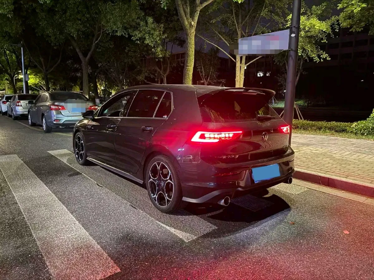 2025 Volkswagen GolfGTI 2.0T 220HP L4 7DCT,autocango,china used car exporter,china ev exporter,chinese used car exporter,chinese used ev exporter