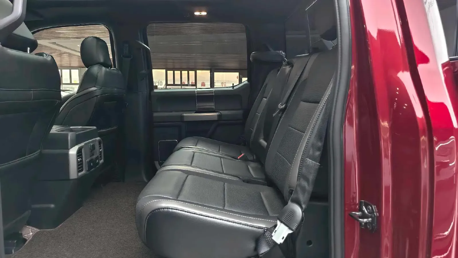 2019 Ford F-150 3.5T 381HP V6 10AT,autocango,china used car exporter,china ev exporter,chinese used car exporter,chinese used ev exporter