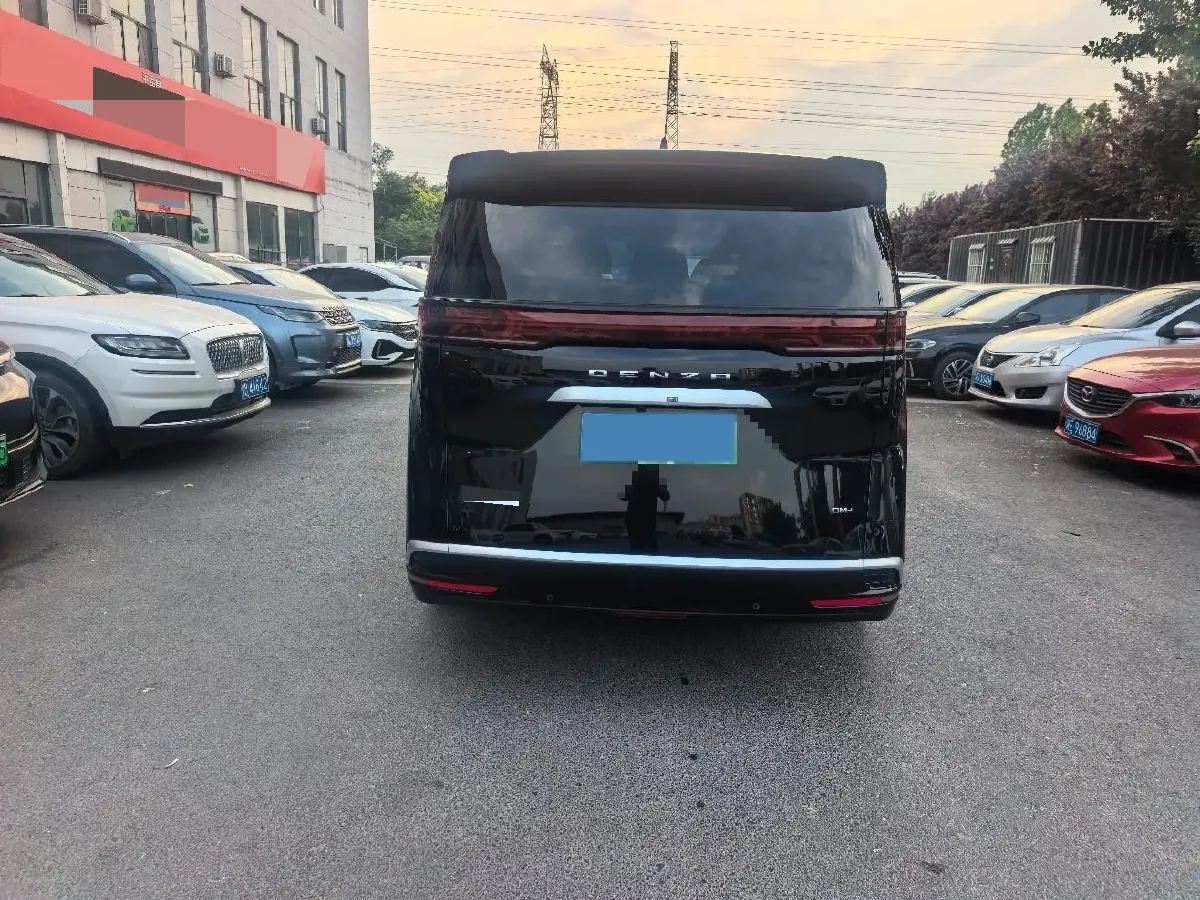 2024 Denza D9 1.5T 139HP L4 E-CVT PHEV 40KWH,autocango,china used car exporter,china ev exporter,chinese used car exporter,chinese used ev exporter